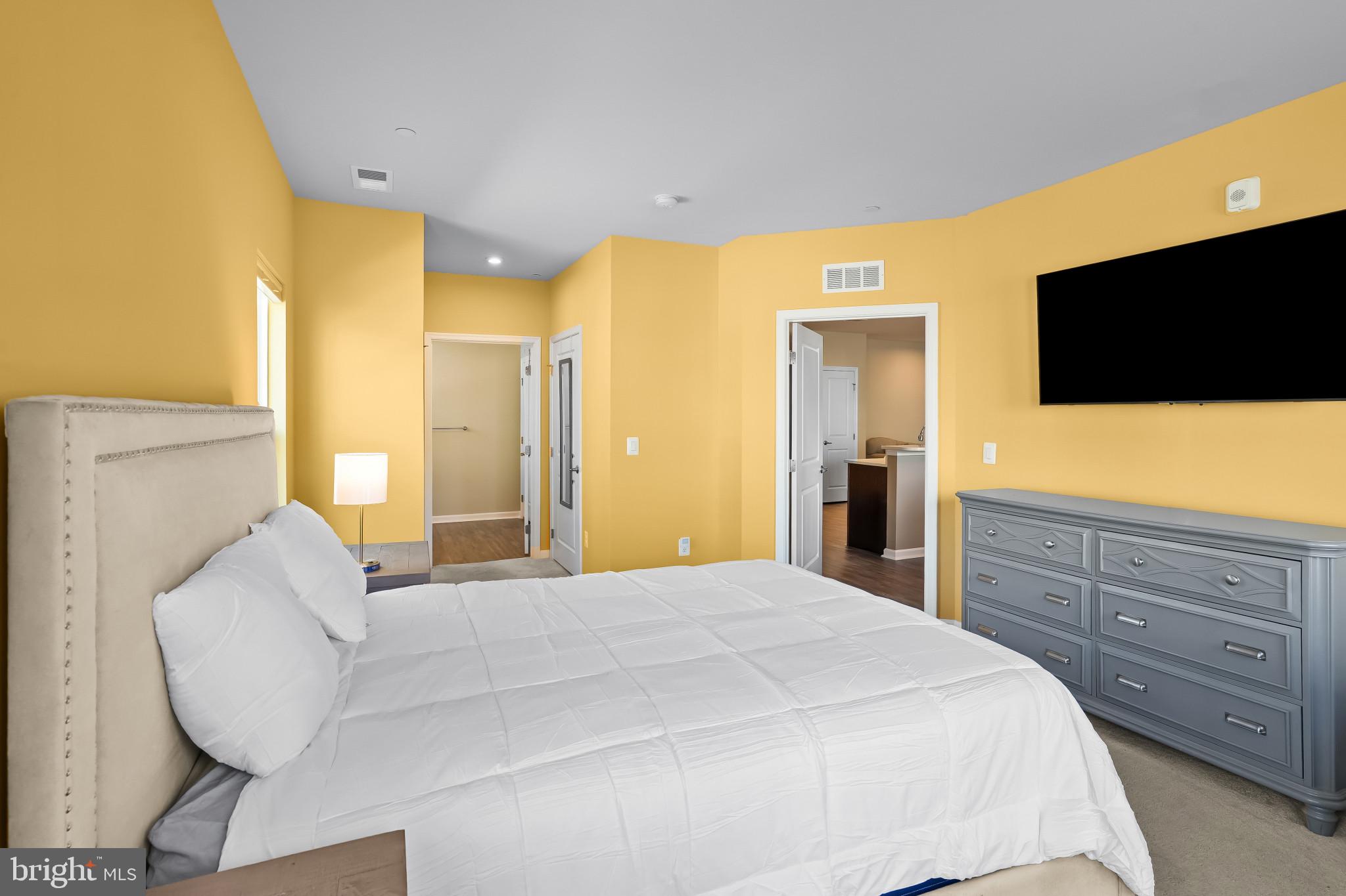 ELLICOTTS RETREAT - Residential