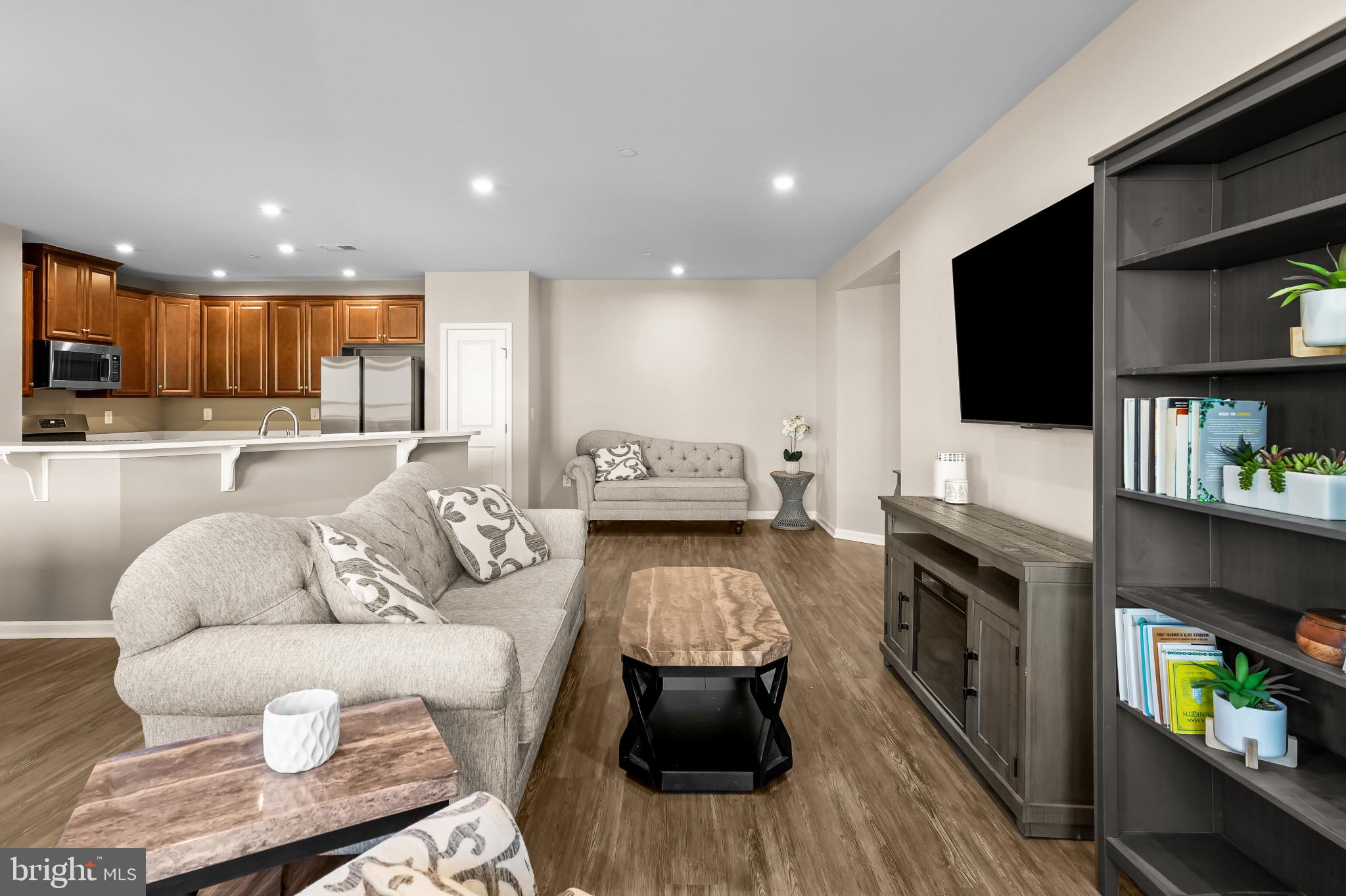 ELLICOTTS RETREAT - Residential