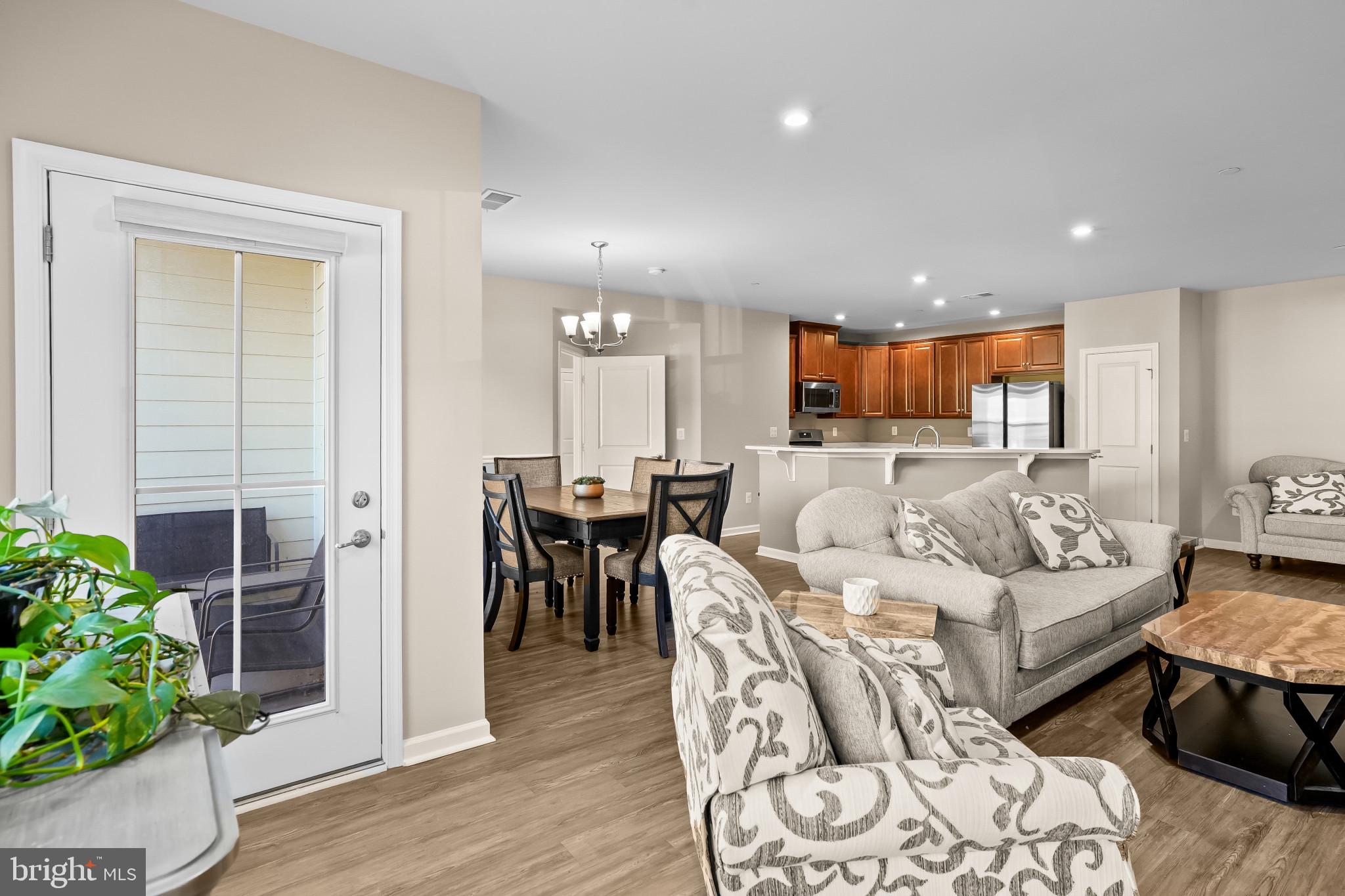 ELLICOTTS RETREAT - Residential