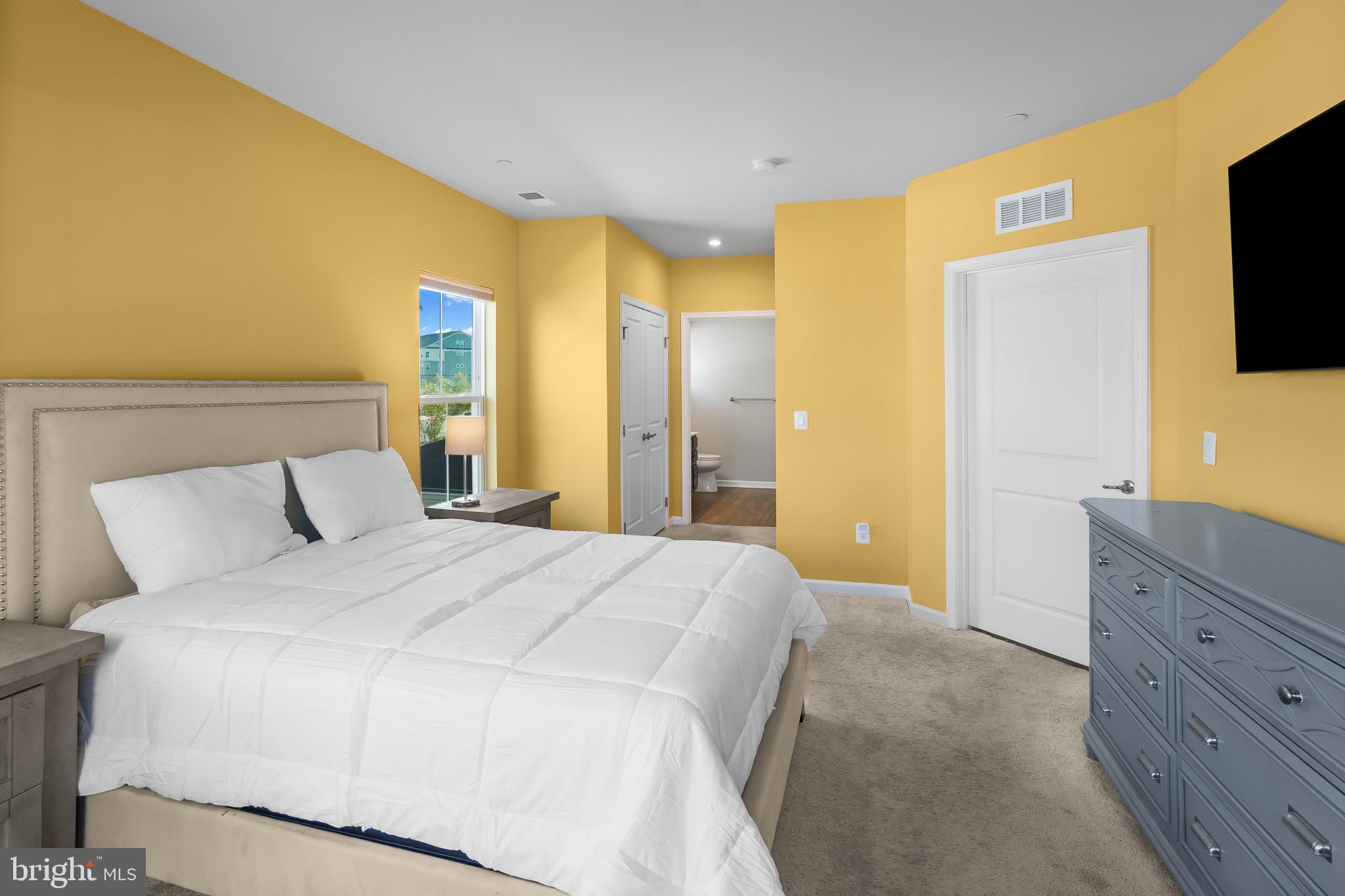 ELLICOTTS RETREAT - Residential