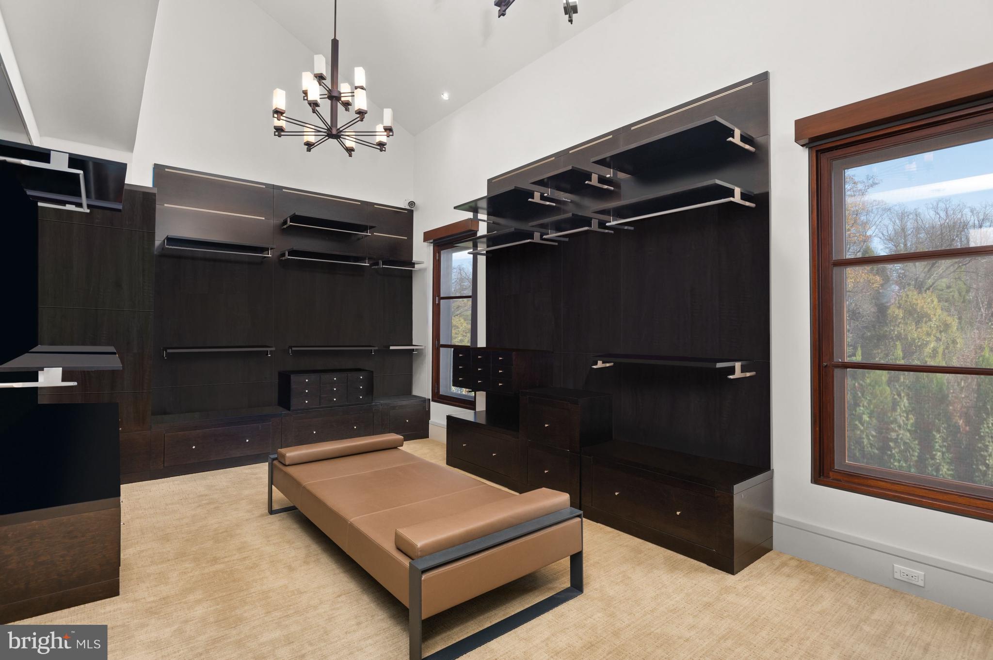 BURNING TREE - Residential