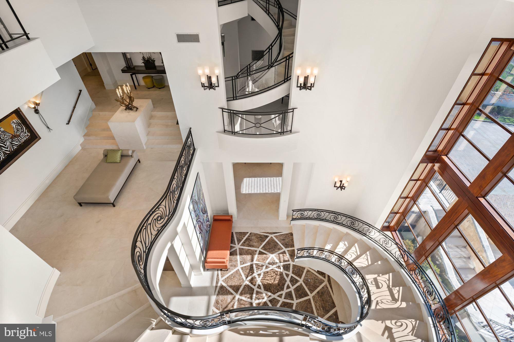 BURNING TREE - Residential