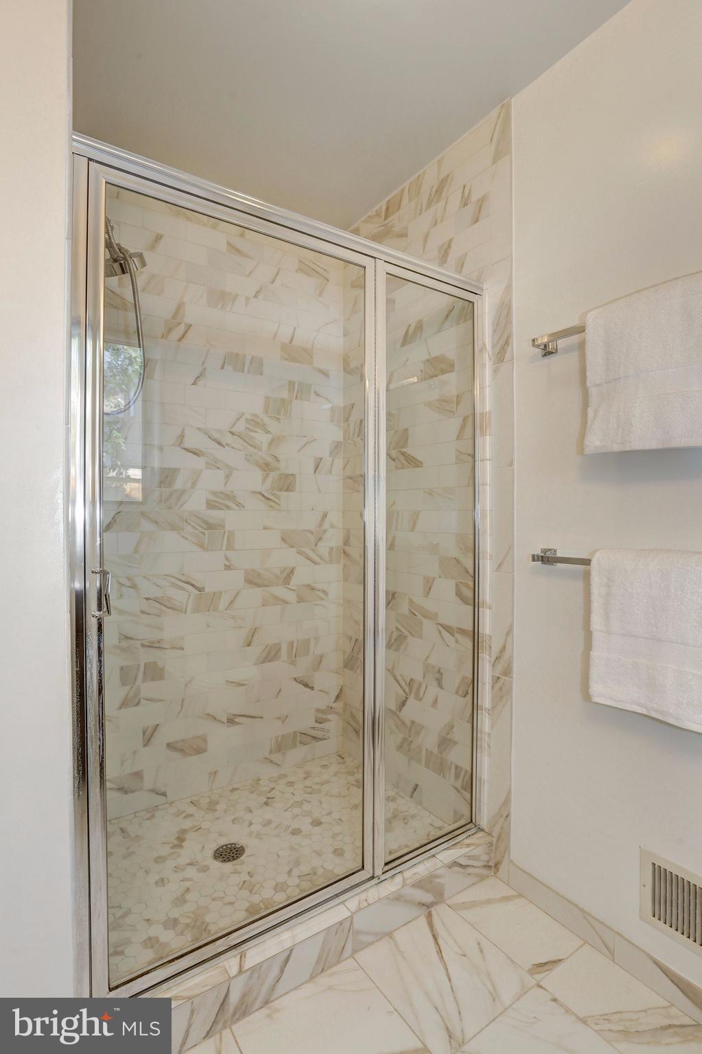 HILLMEAD - Residential