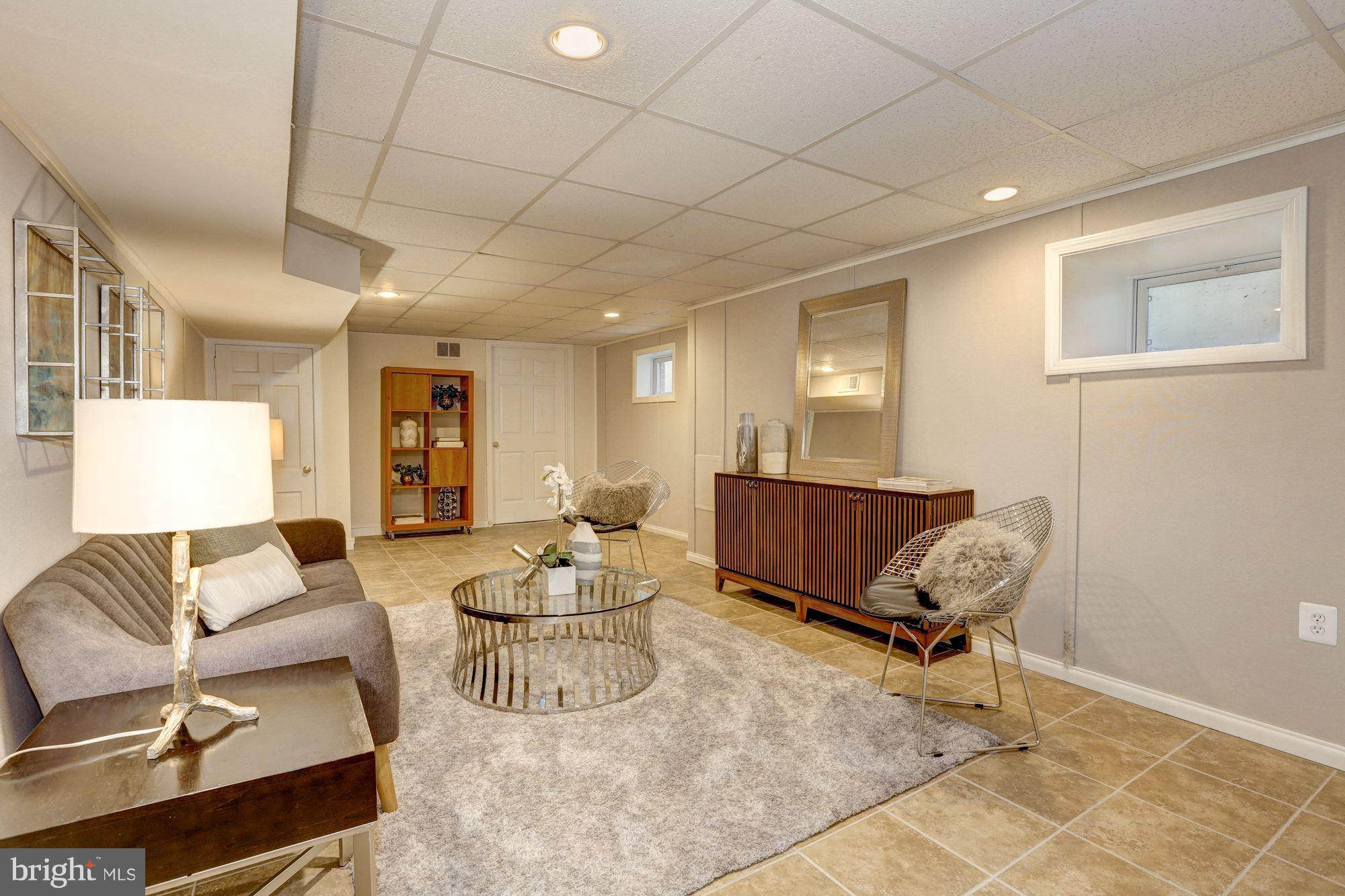 HILLMEAD - Residential