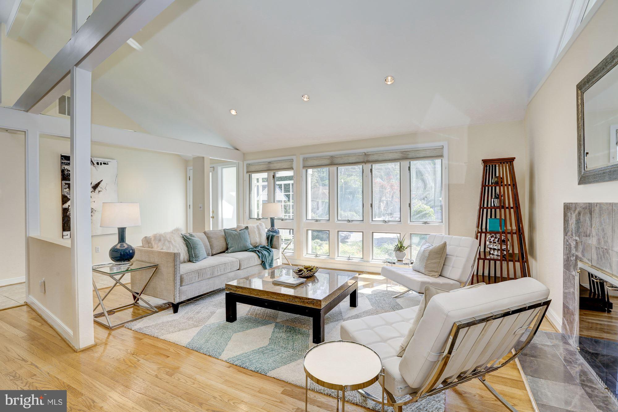 HILLMEAD - Residential