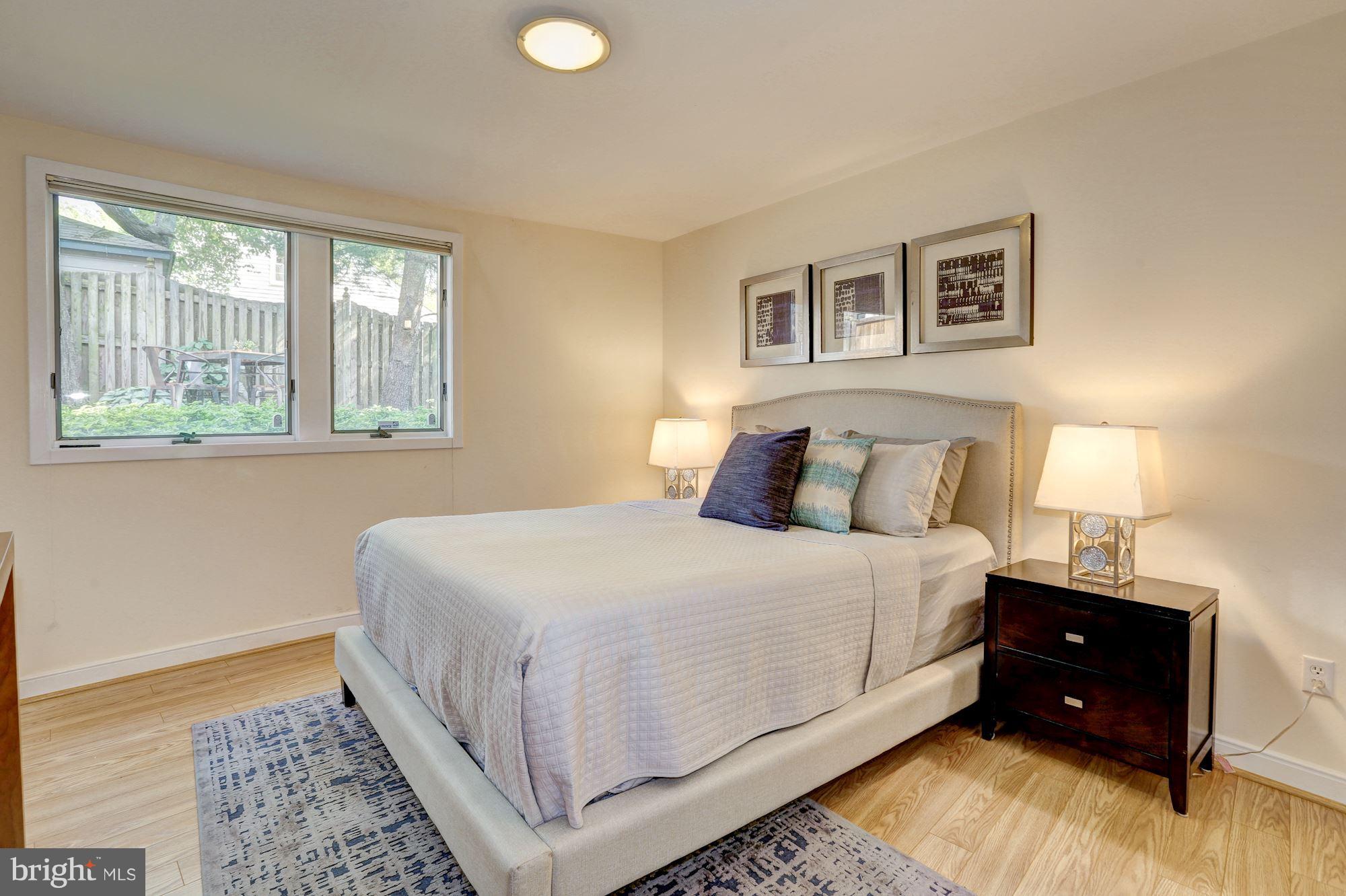 HILLMEAD - Residential