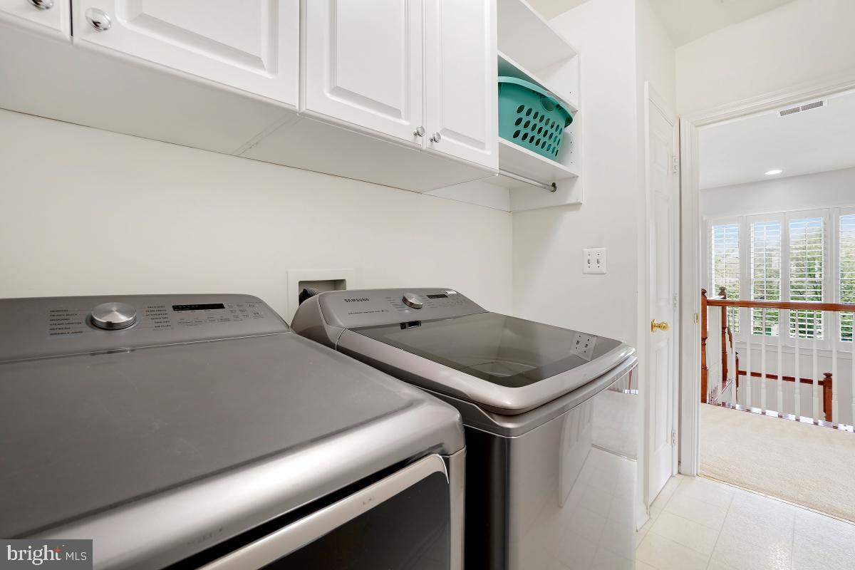 KING FARM WATKINS POND - Residential