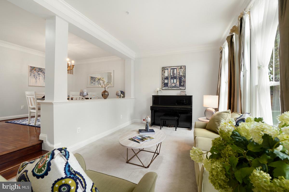 KING FARM WATKINS POND - Residential