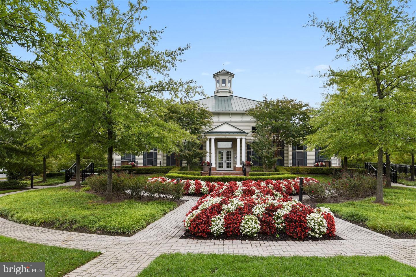 KING FARM WATKINS POND - Residential