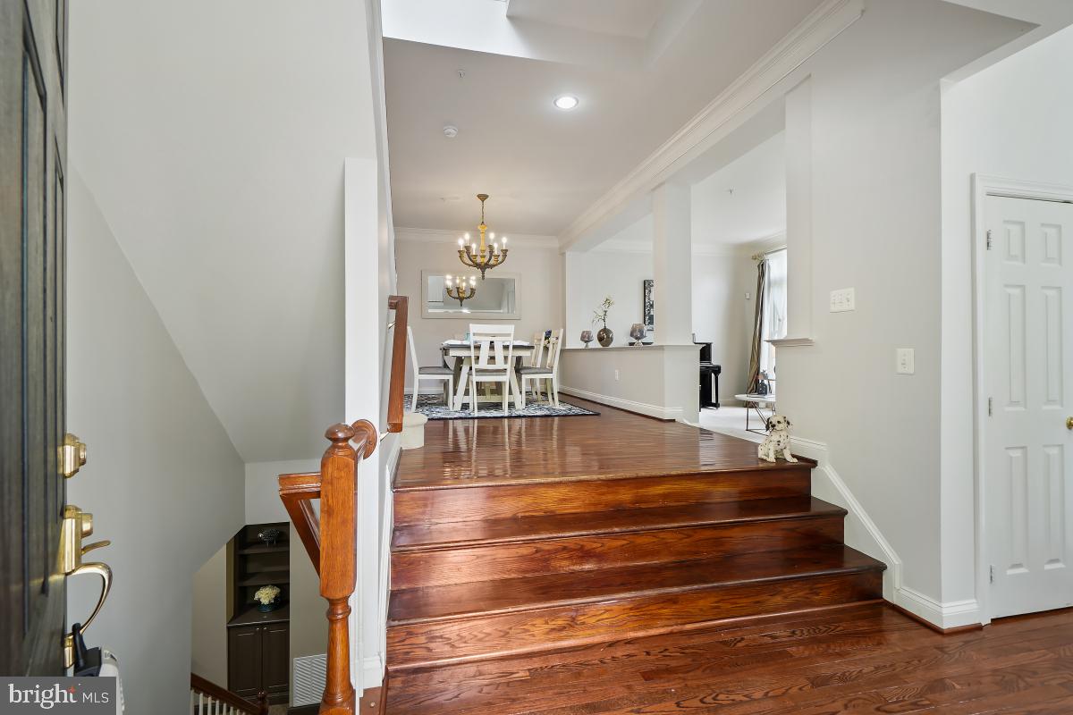 KING FARM WATKINS POND - Residential