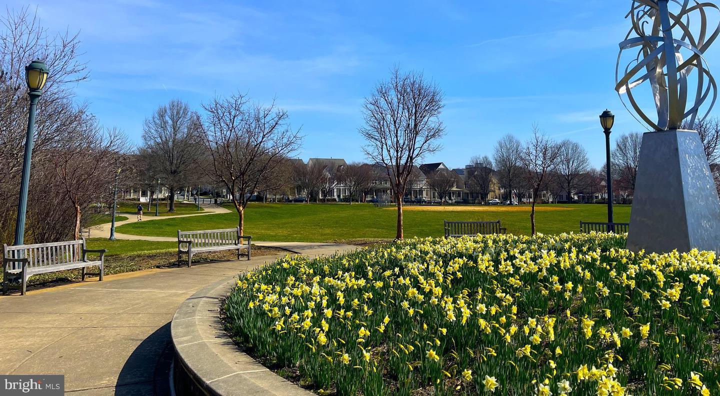 KING FARM WATKINS POND - Residential