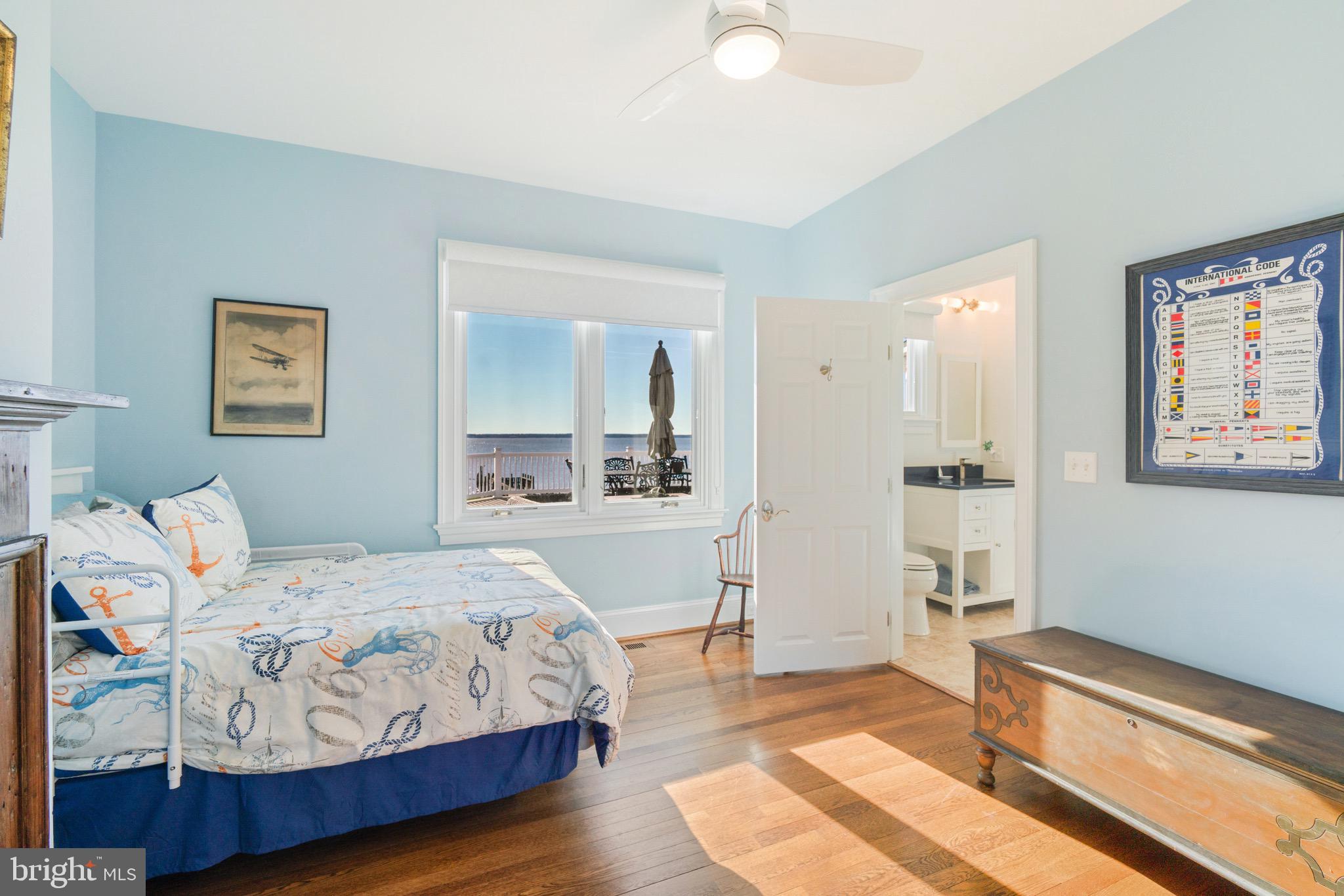 PINEY NECK - Residential