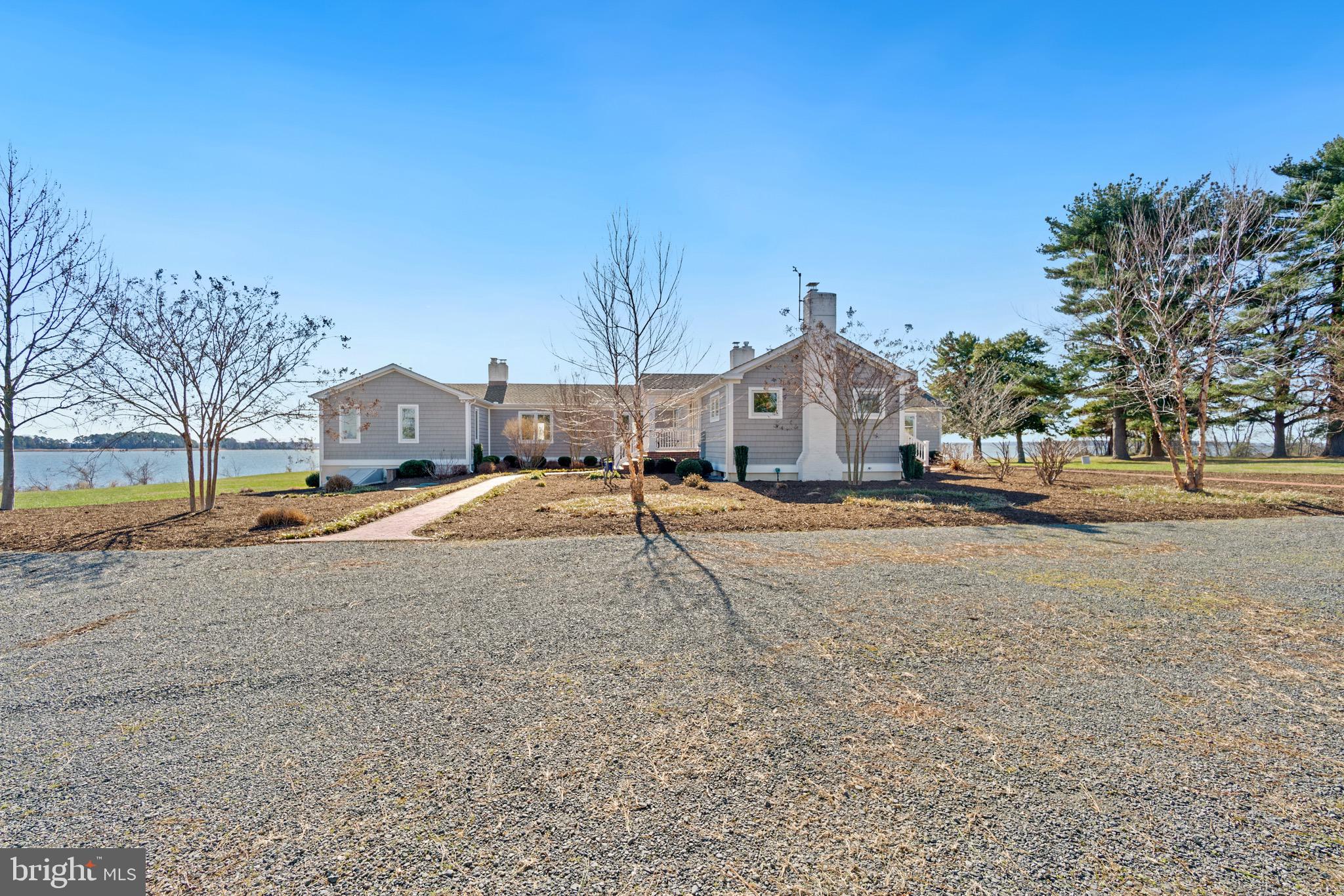 PINEY NECK - Residential