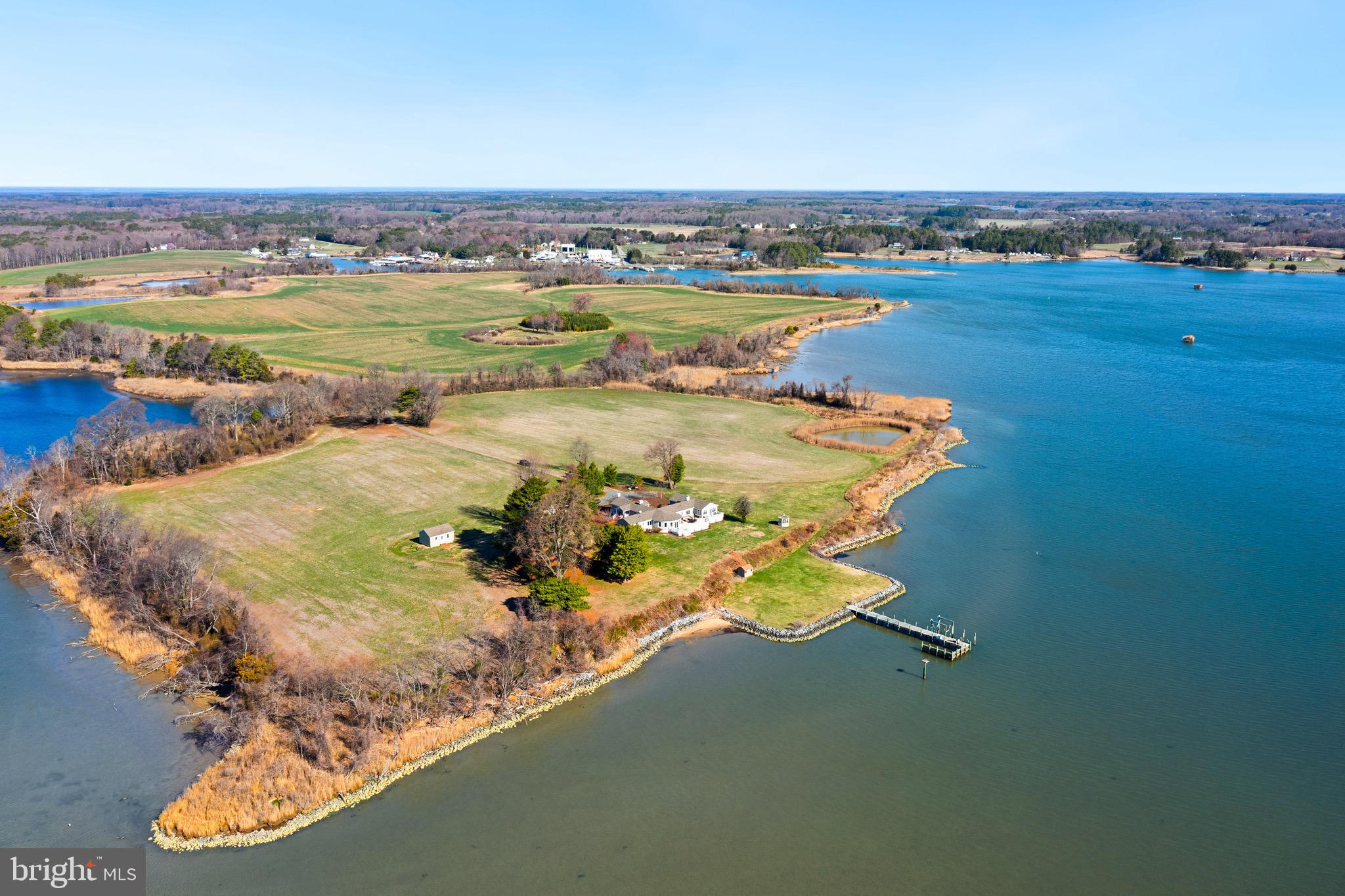 PINEY NECK - Residential