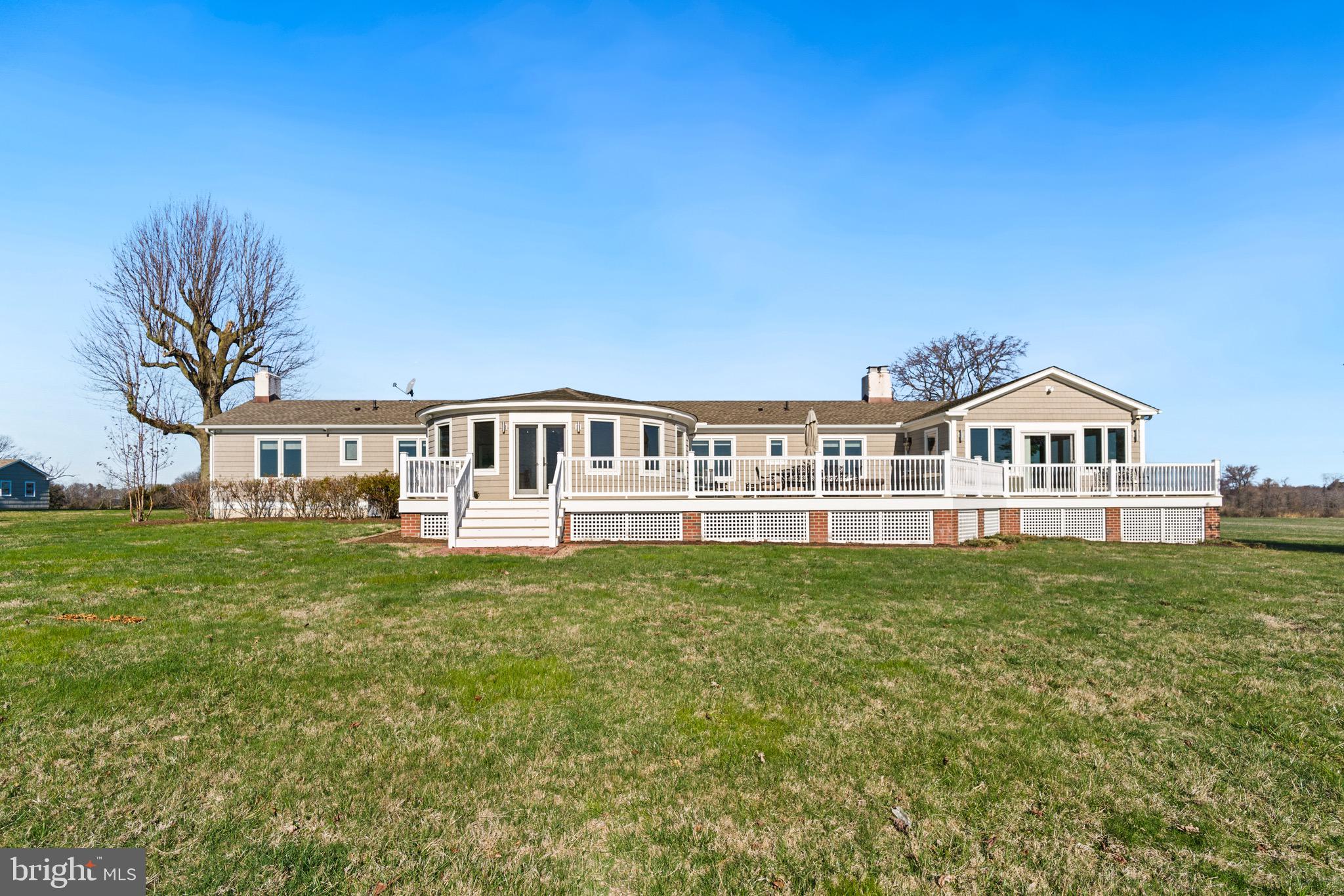 PINEY NECK - Residential