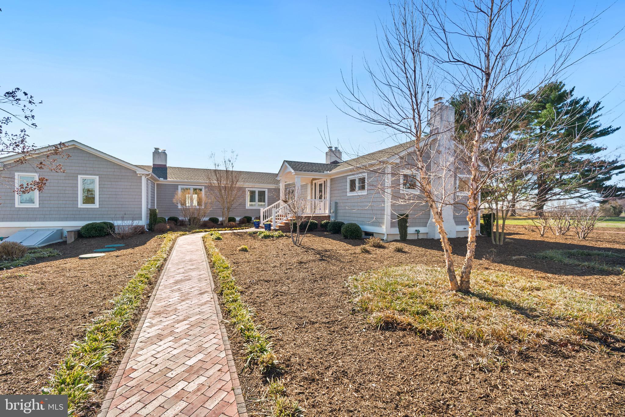 PINEY NECK - Residential