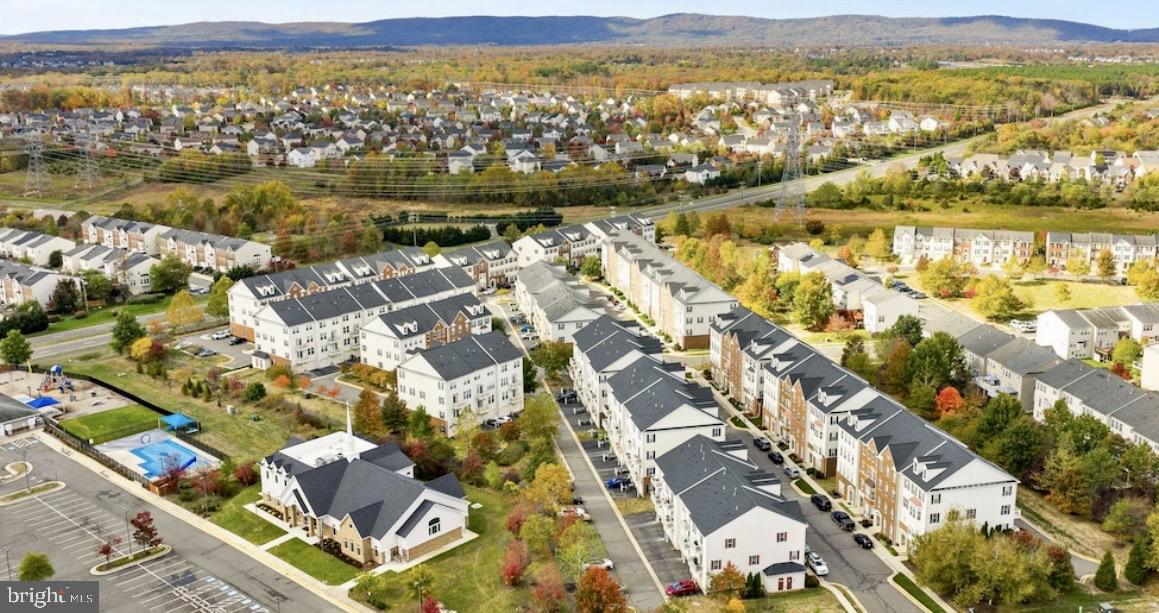 CONDOMINIUMS AT KIRKPATR - Residential