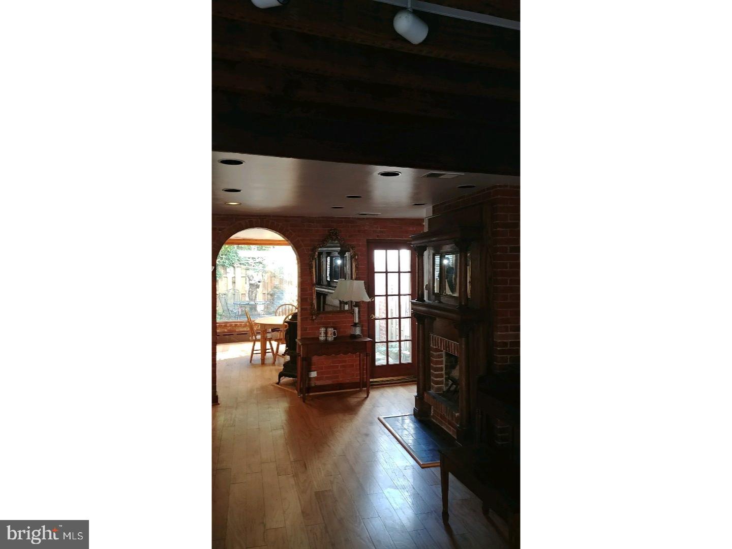 ART MUSEUM AREA - Residential