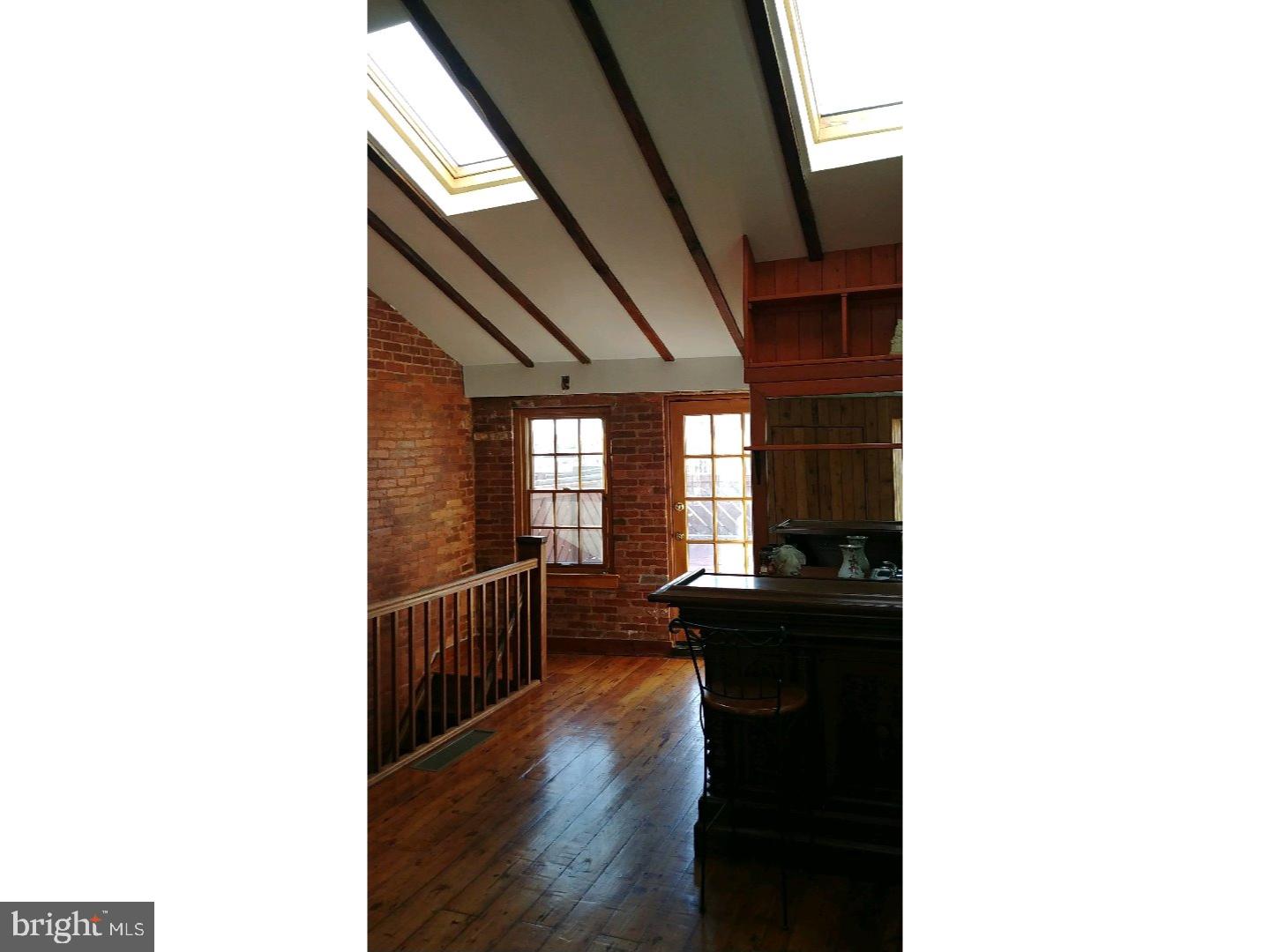 ART MUSEUM AREA - Residential