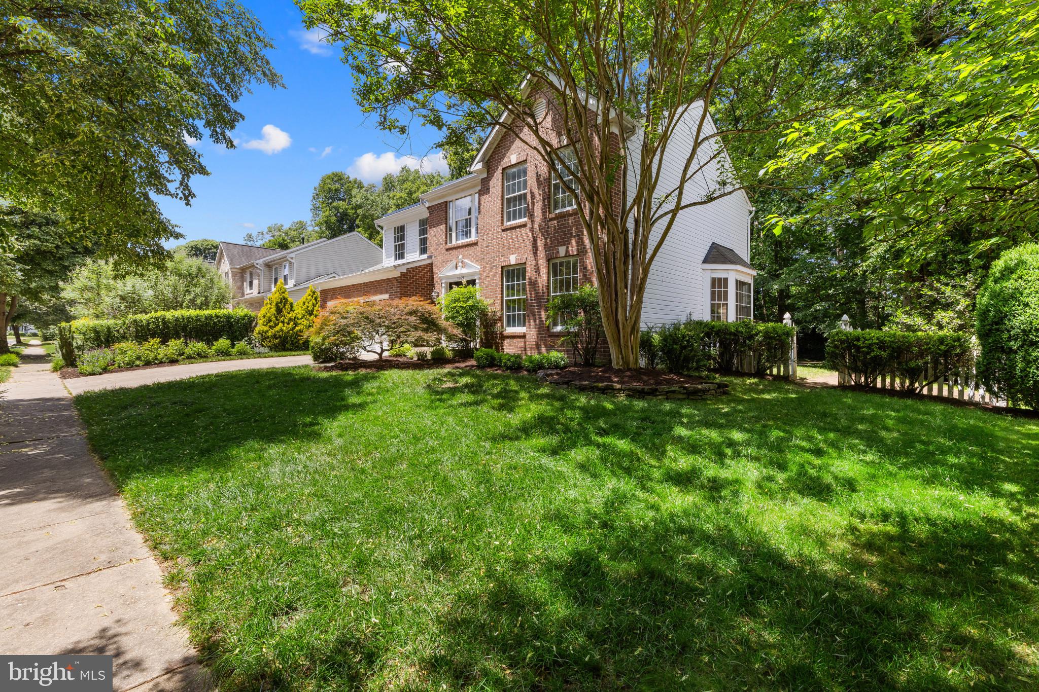 1660 PATRICE CIRCLE