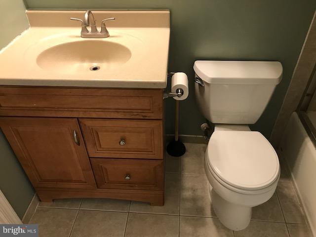 LAKEVIEW - Residential Lease