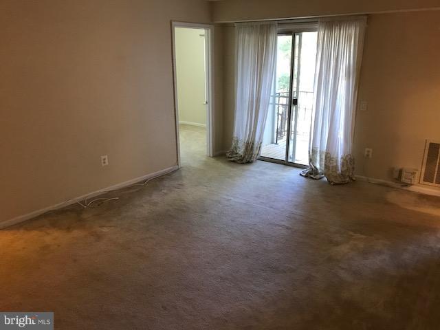 LAKEVIEW - Residential Lease