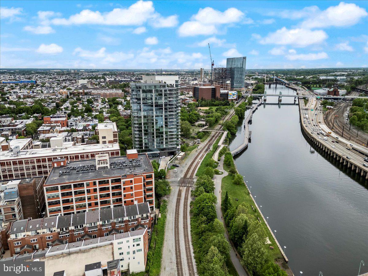 FITLER SQUARE - Residential