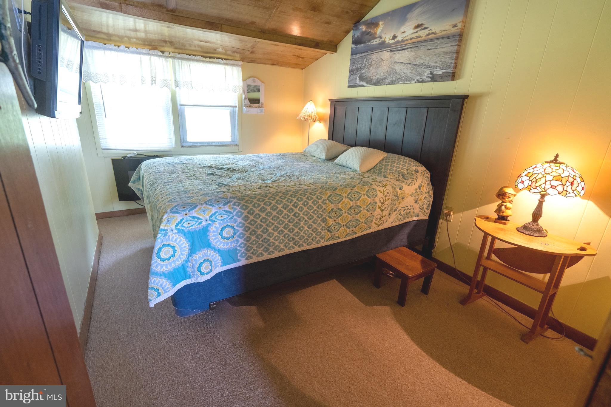 LEWIS SHORE - Residential