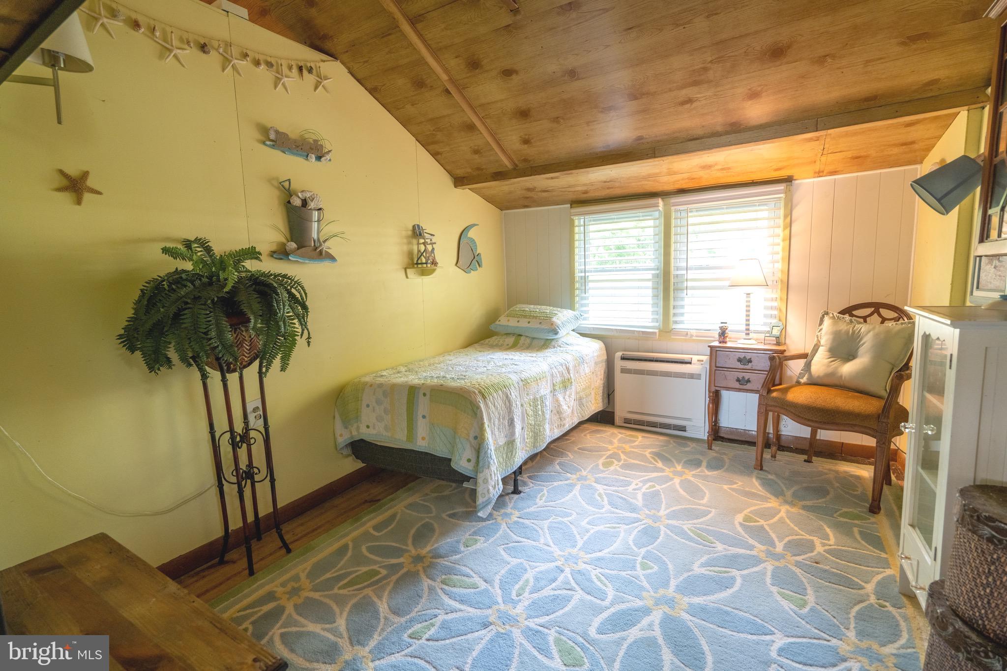 LEWIS SHORE - Residential