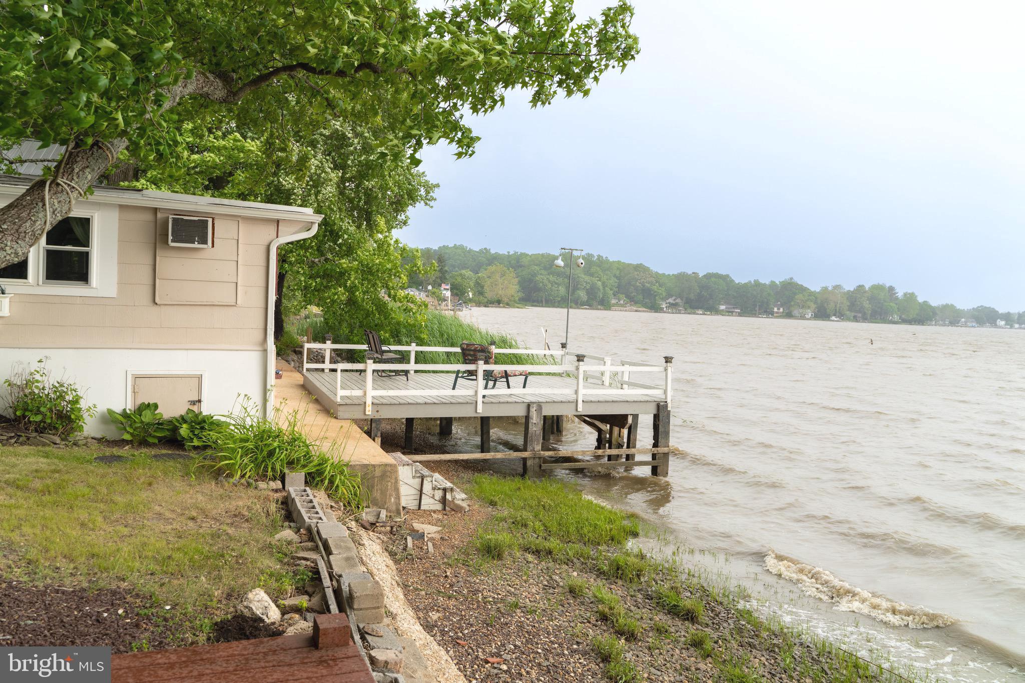 LEWIS SHORE - Residential