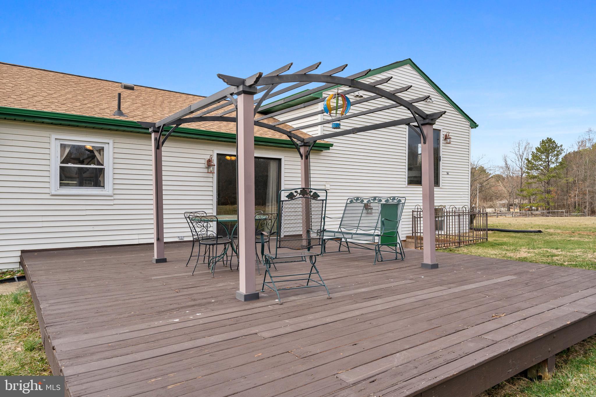 SIMMS LANDING - Residential