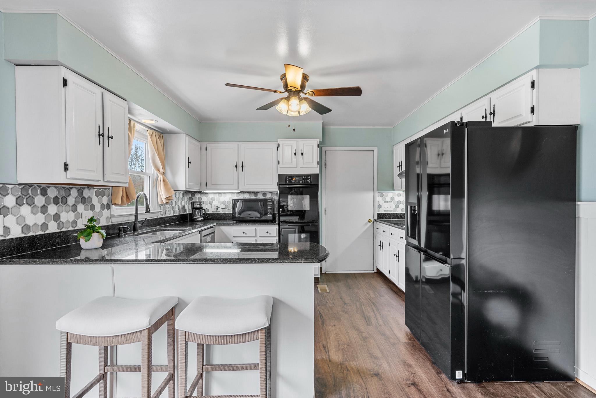 SIMMS LANDING - Residential