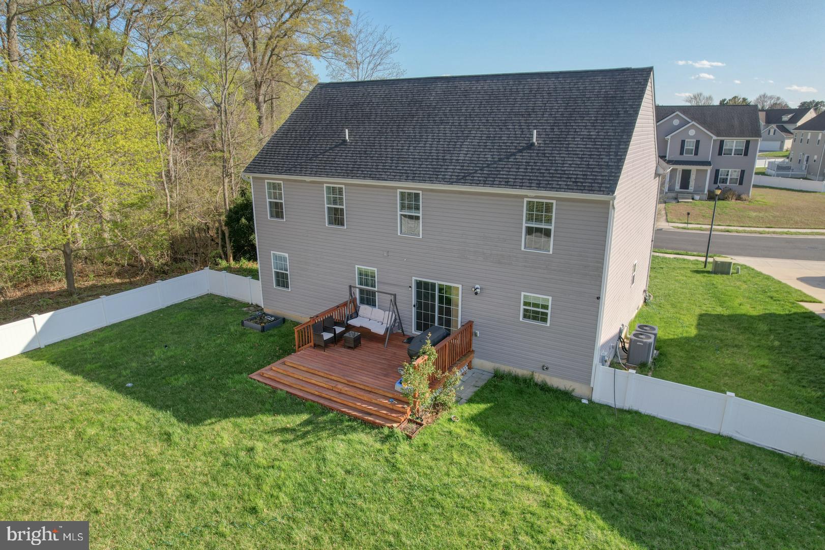 POINT LANDING - Residential