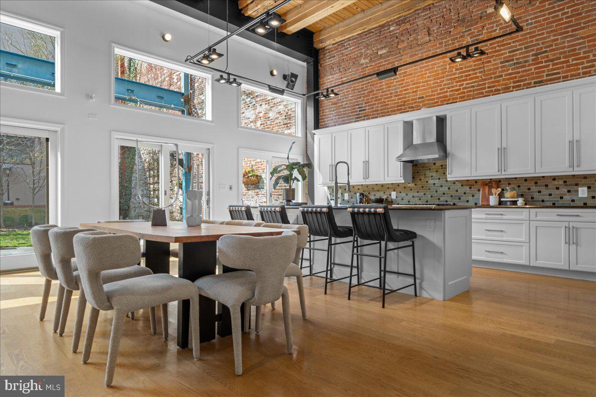 314 FITZWATER STREET 16