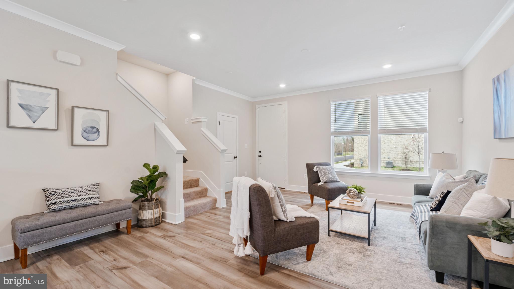 MEDFIELD - Residential