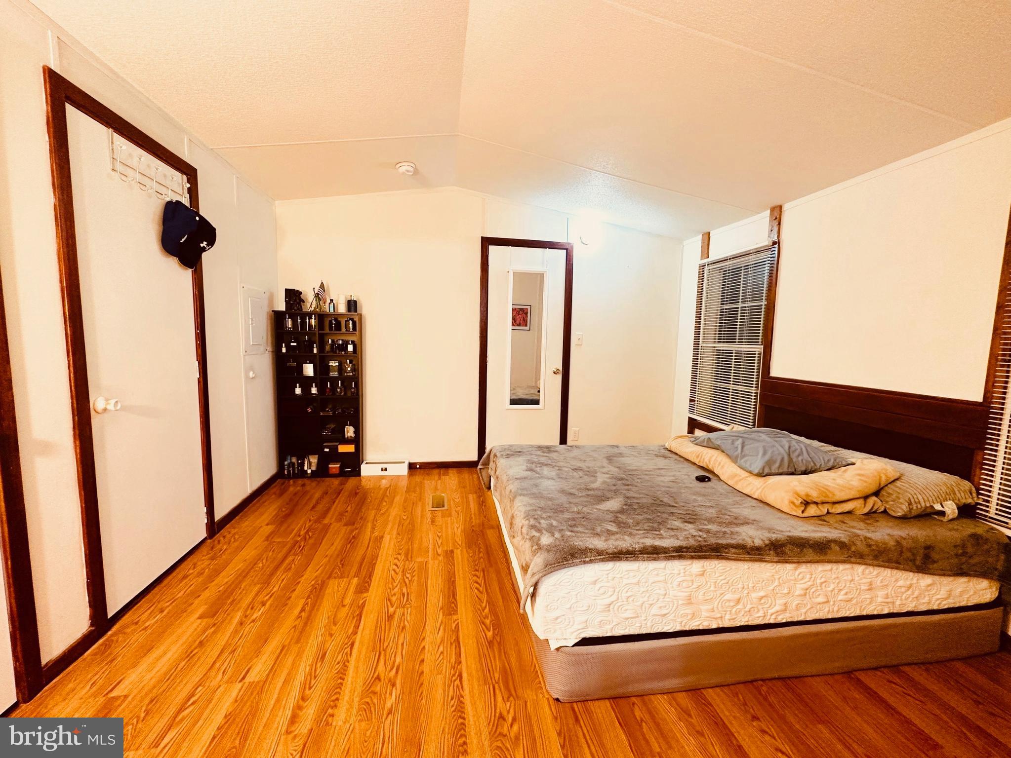 SOUTHGATE VILLAGE - Residential