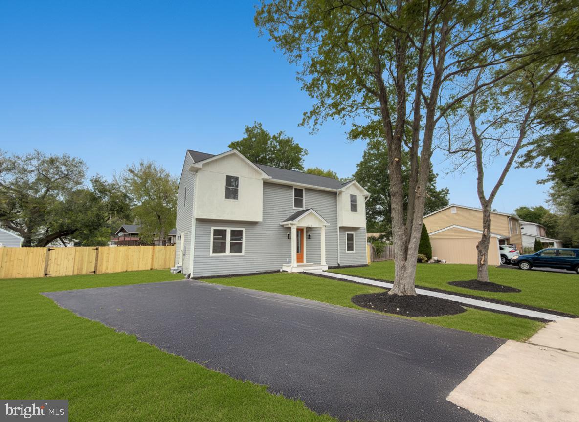 656 STUART COURT