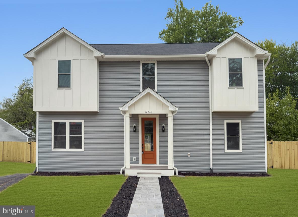 656 STUART COURT