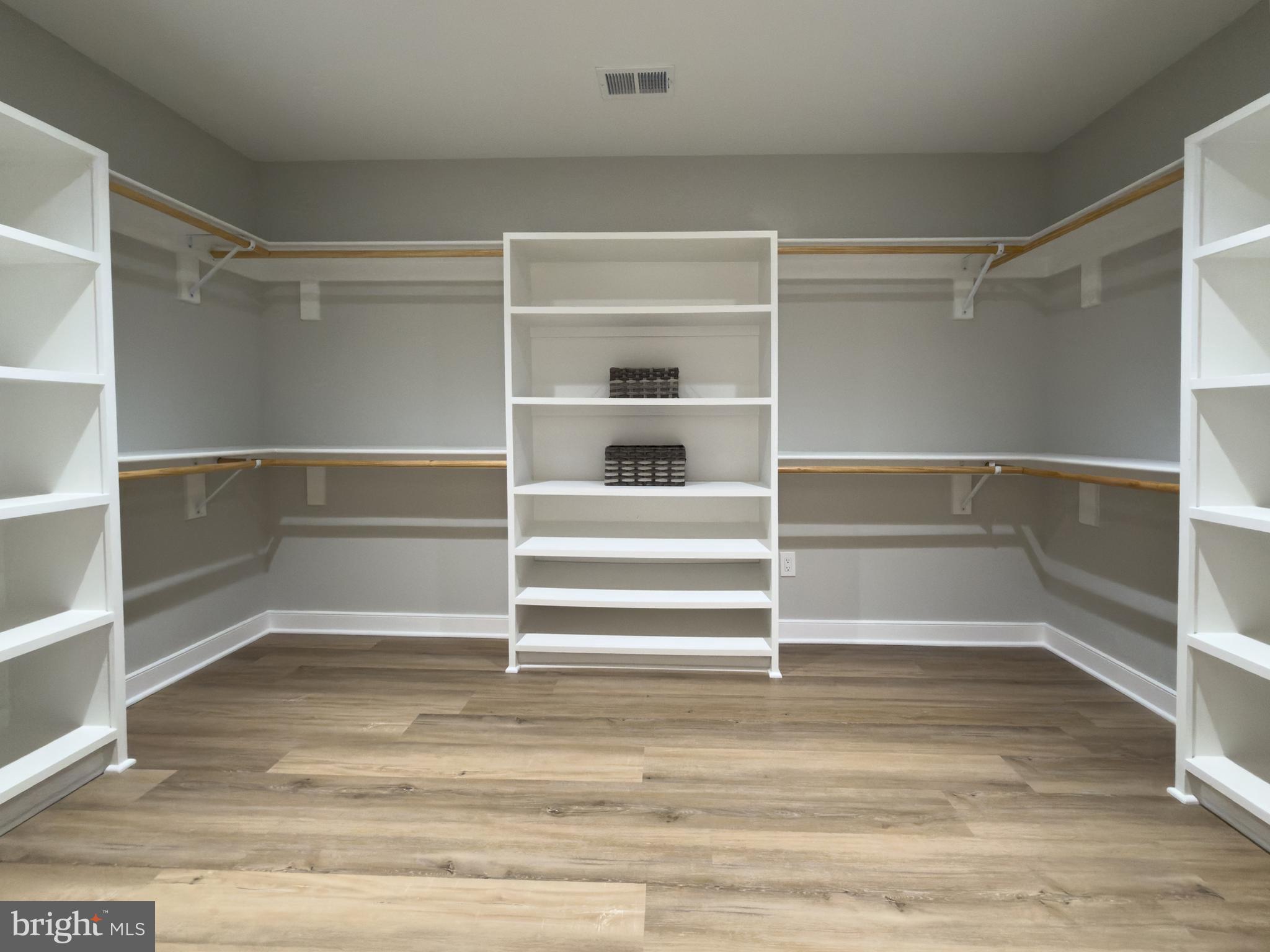 CHANDON WOODS - Residential