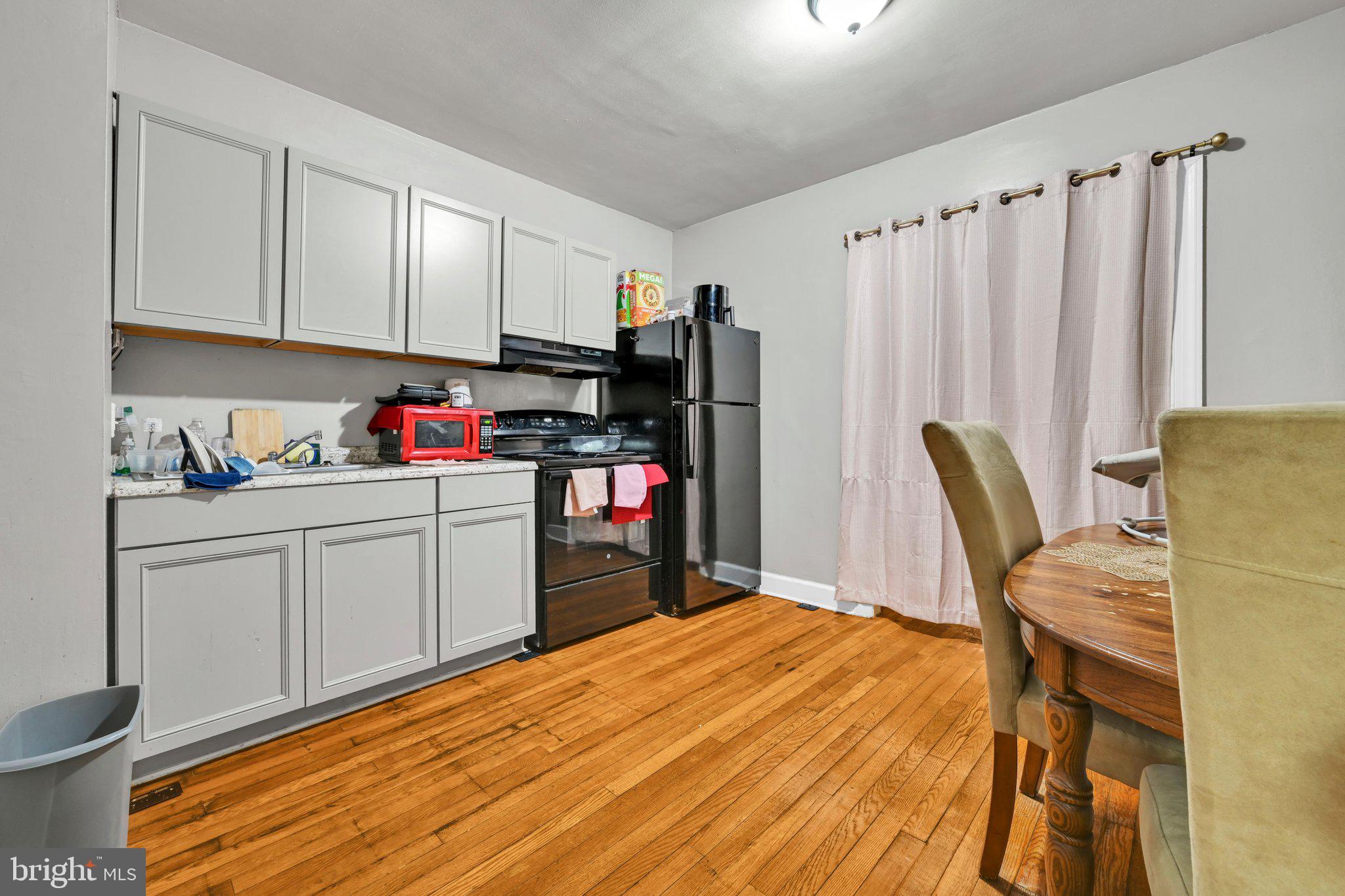 203 PARK PLACE 203-205