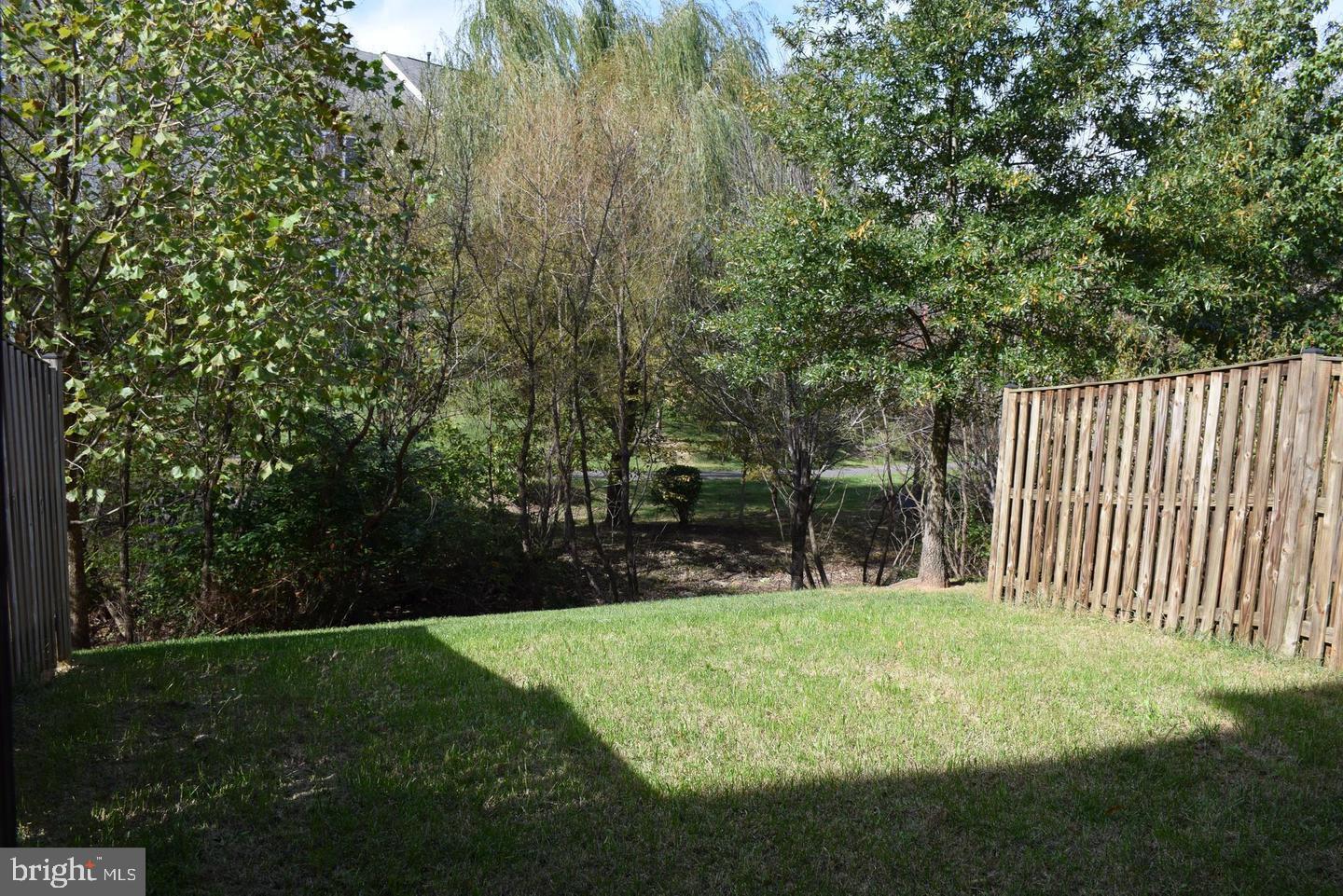 ASHBURN VILLAGE - Residential Lease