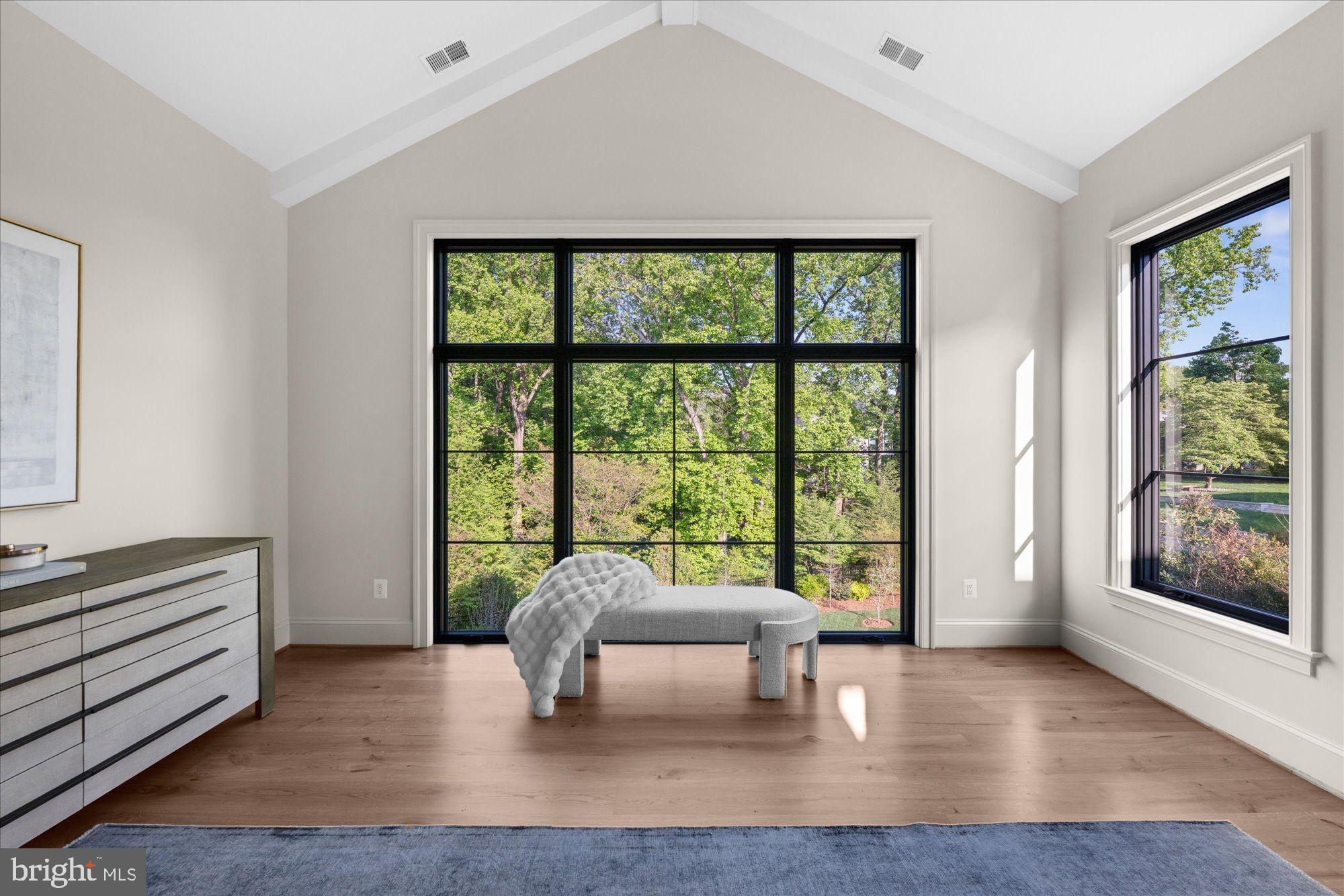 LANGLEY FOREST - Residential