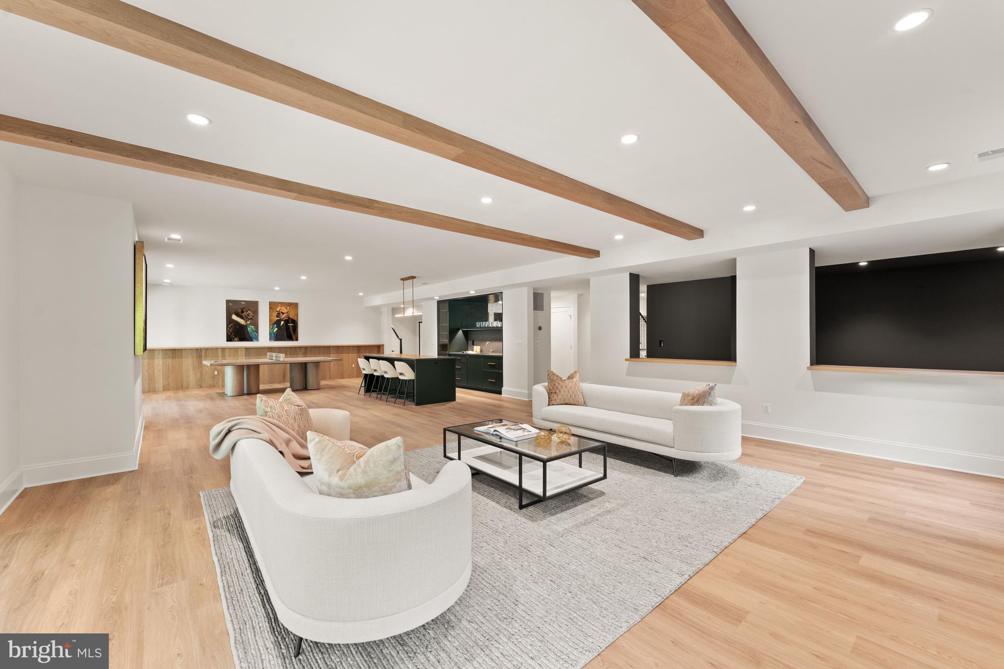 LANGLEY FOREST - Residential