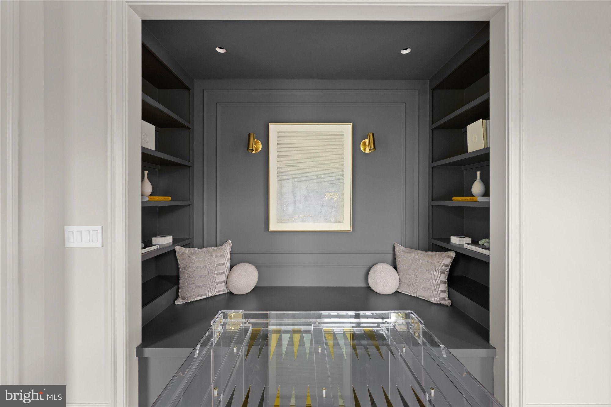LANGLEY FOREST - Residential