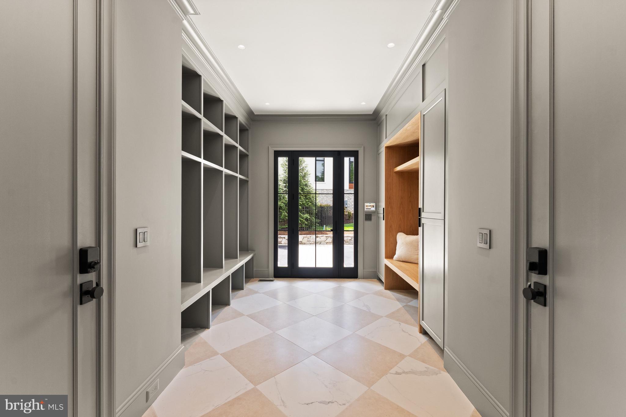 LANGLEY FOREST - Residential