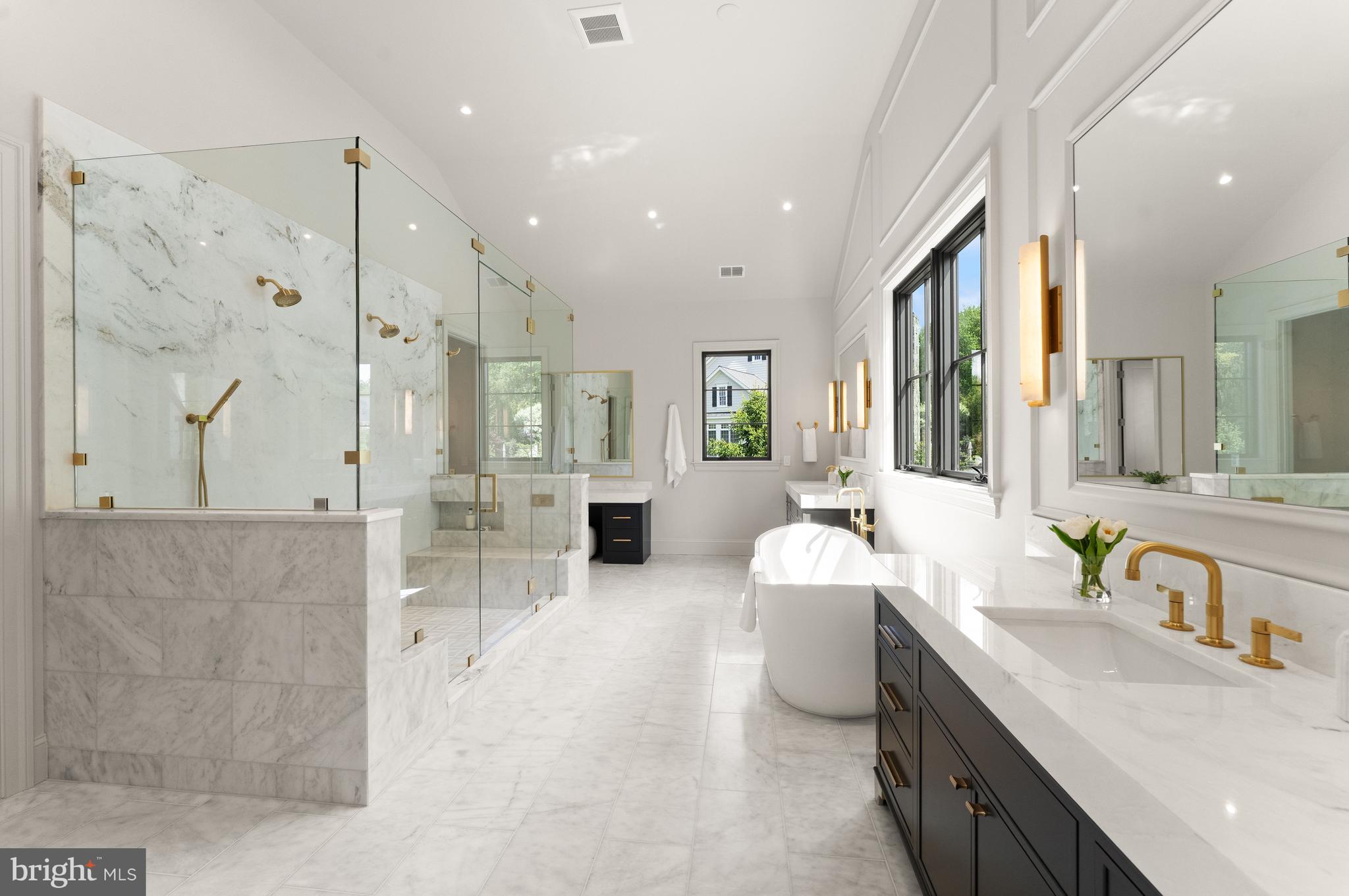 LANGLEY FOREST - Residential