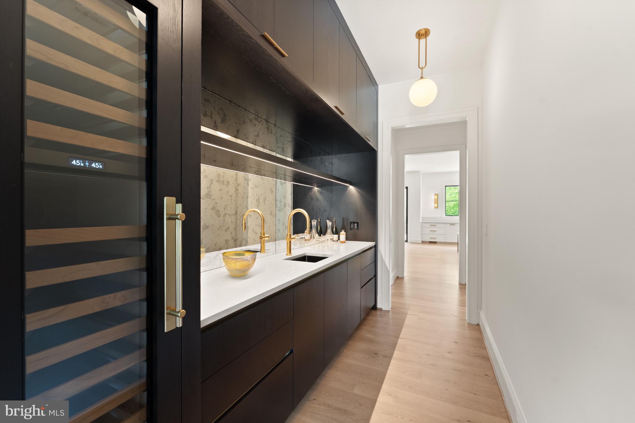 LANGLEY FOREST - Residential