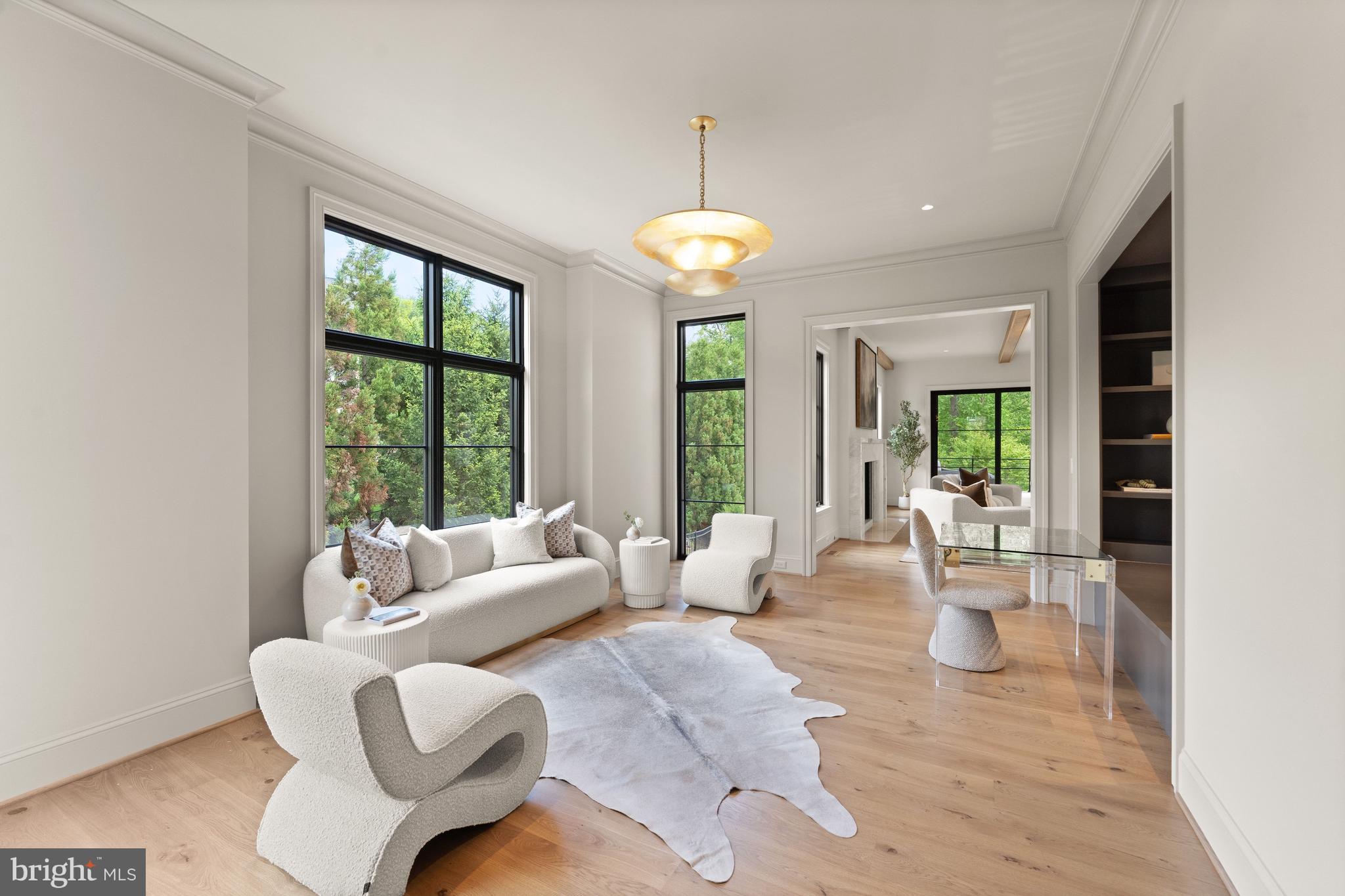 LANGLEY FOREST - Residential