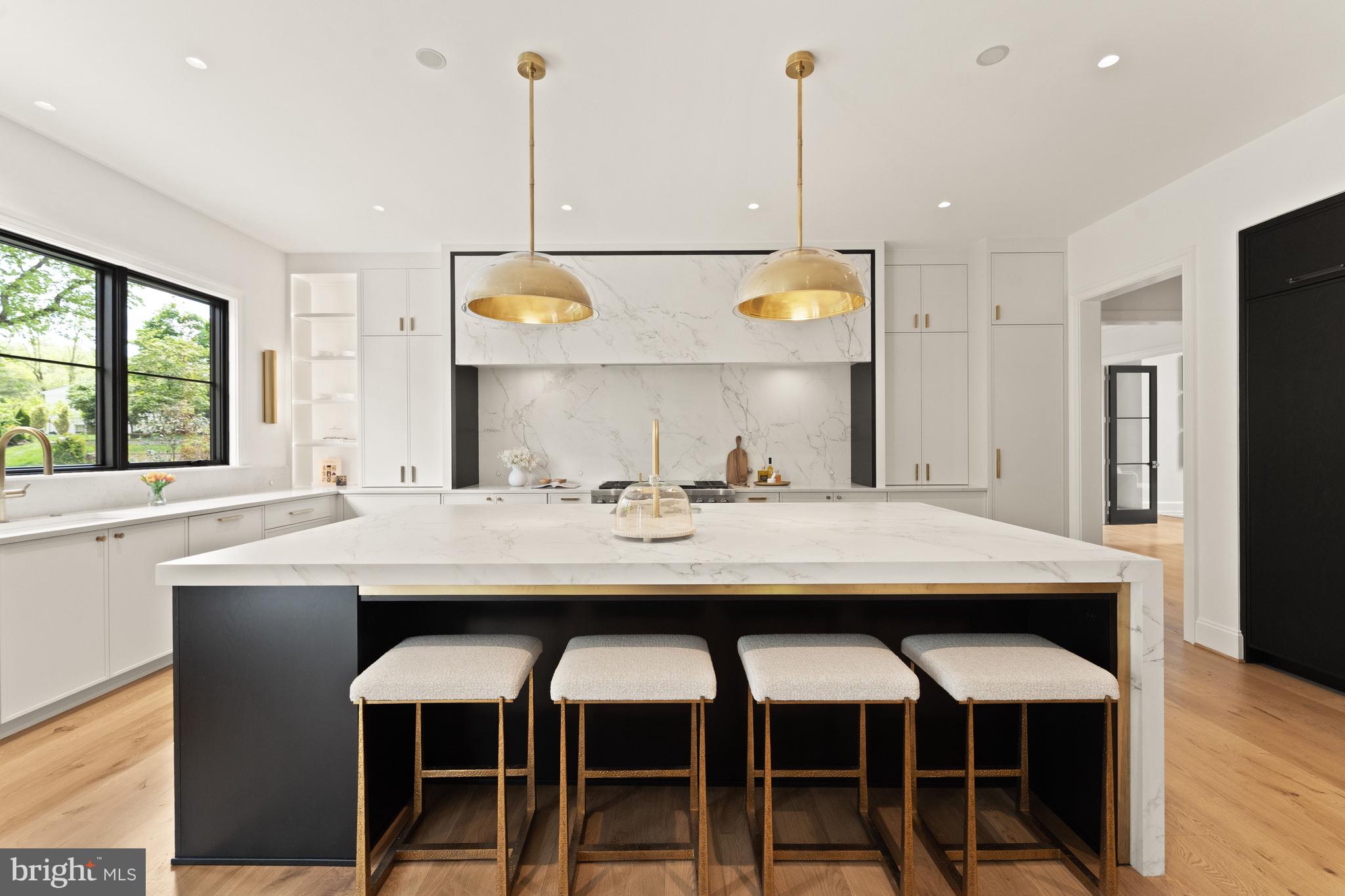 LANGLEY FOREST - Residential