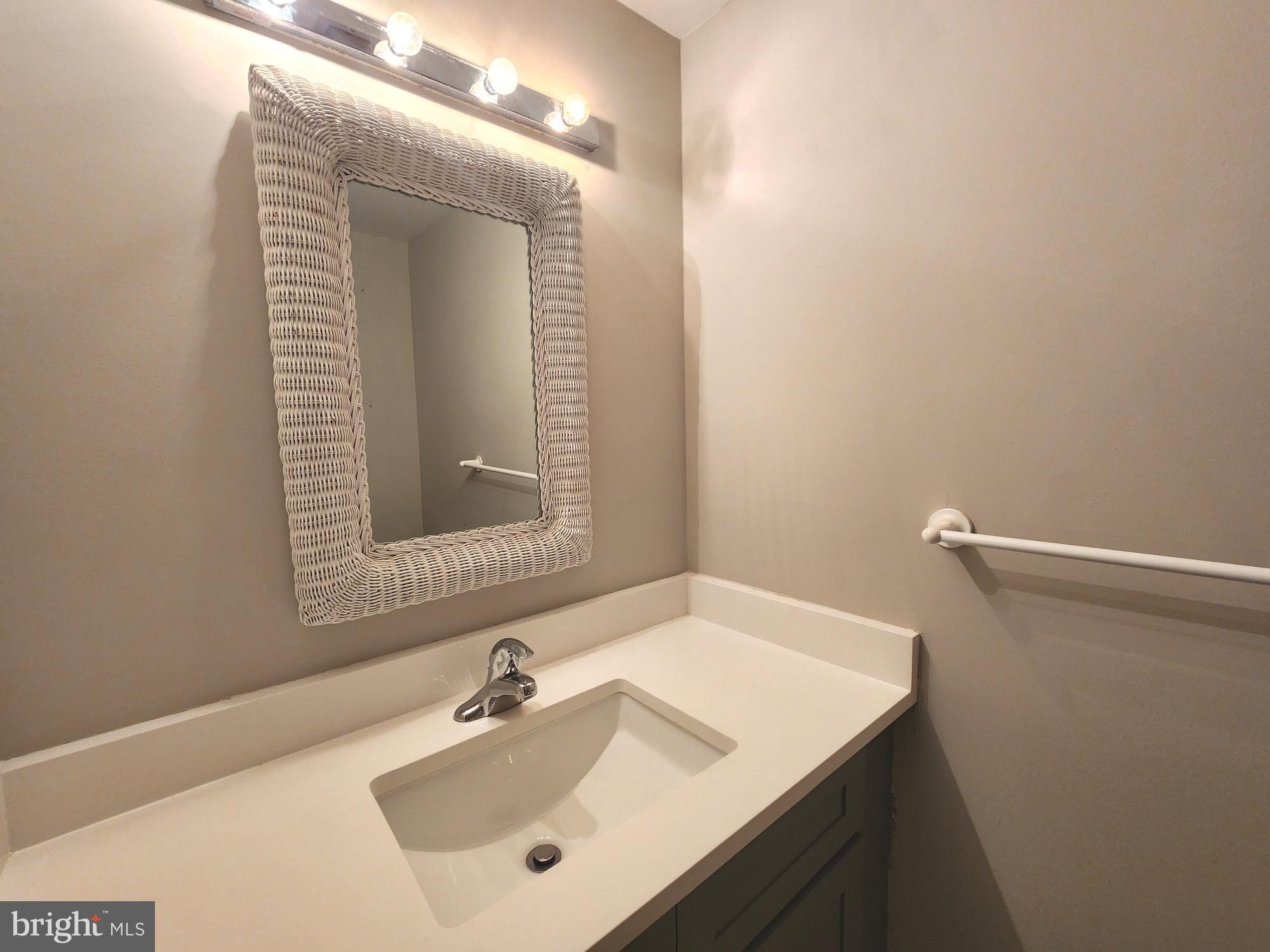 HIDEAWAY - Residential